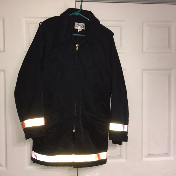 Cintas Other - Unisex Cintas Coat